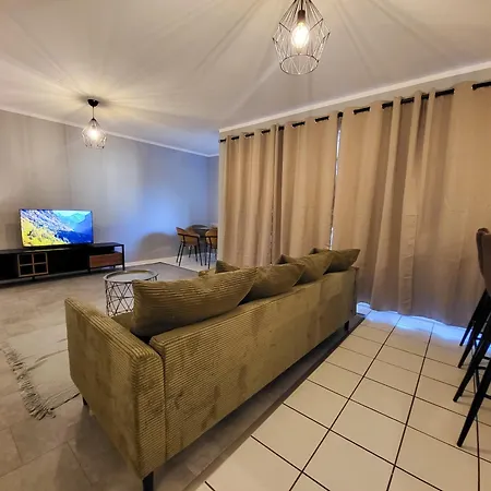 Golden Star Apartment
